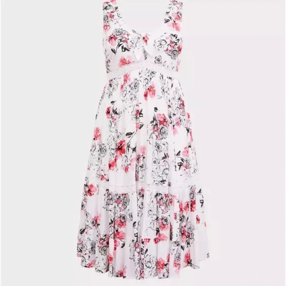 Torrid White & Pink Floral Tiered Midi Dress Size 12 NWOT - Picture 4 of 14